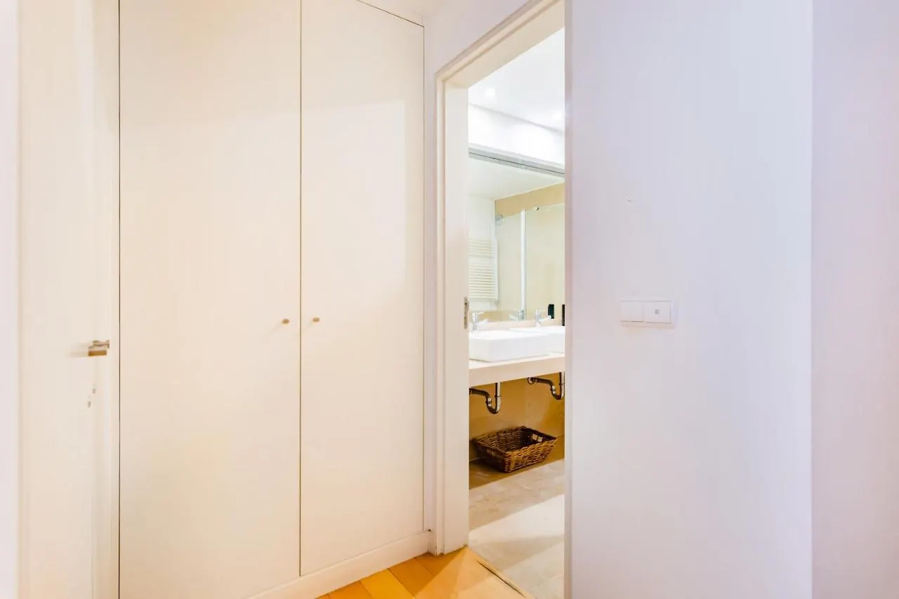 Chiado Mercy II Daire Lisboa Portekiz